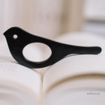 Bague de lecture en bois avec motif d'oiseau élégant