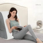 Coussin de lecture triangulaire relaxant pour un confort optimal