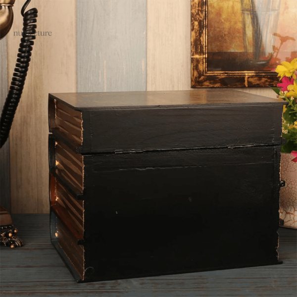 Faux livres décoratifs pour un style de bureau classique