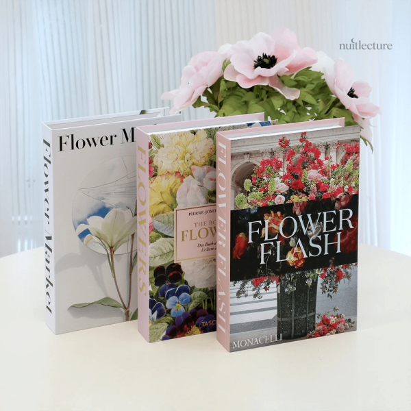 Articles de déco : faux livres avec motif floral