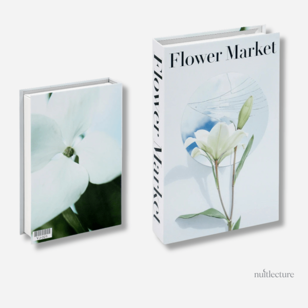 Fleurs tendance sur faux livres pour décorer votre espace