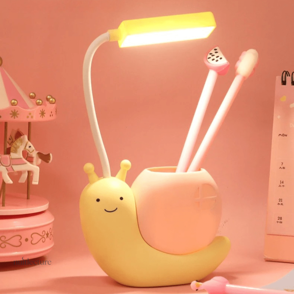 Lampe escargot LED pour éveiller la curiosité des enfants