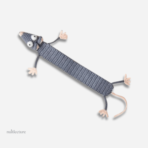 Marque-page souris en crochet coloré