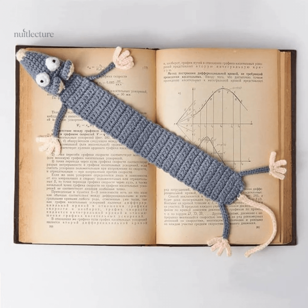 Accessoire de lecture : marque-page souris en crochet