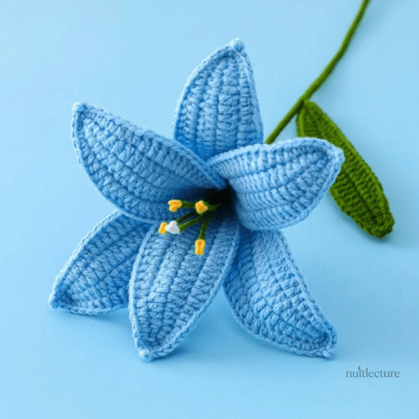 Décoration en crochet : marque-page tulipe handmade