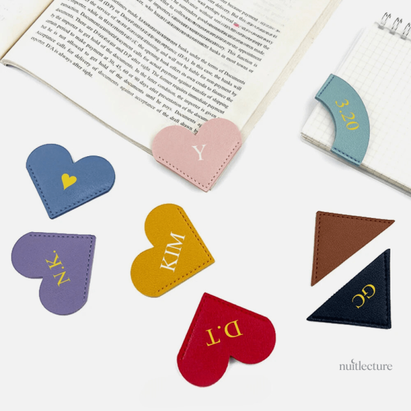 Marque-page personnalisé initiales élégantes en forme de coin