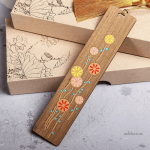 Élégant marque-page en bois pour les amateurs de lecture