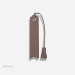Pompon en cuir sur marque-page, ajout chic pour lecteurs