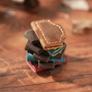 Accessoire de lecture : marque-page en cuir