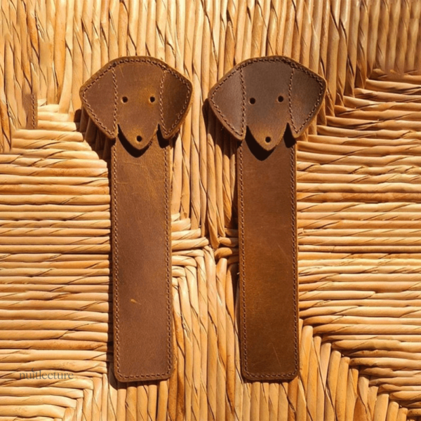 Marque-page en cuir pour amoureux des chiens