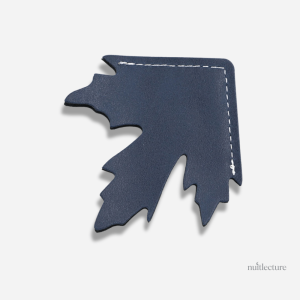 Marque-page stylisé en cuir, motif de feuille naturelle
