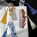 Accessoire de lecture en métal avec design de papillons