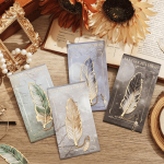 Marque-page original avec pendentif plume