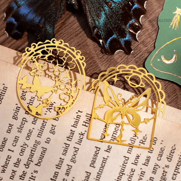 Marque-page vintage, ornements en métal papillon