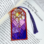 Marque-page design en acrylique, parfait pour tous les lecteurs