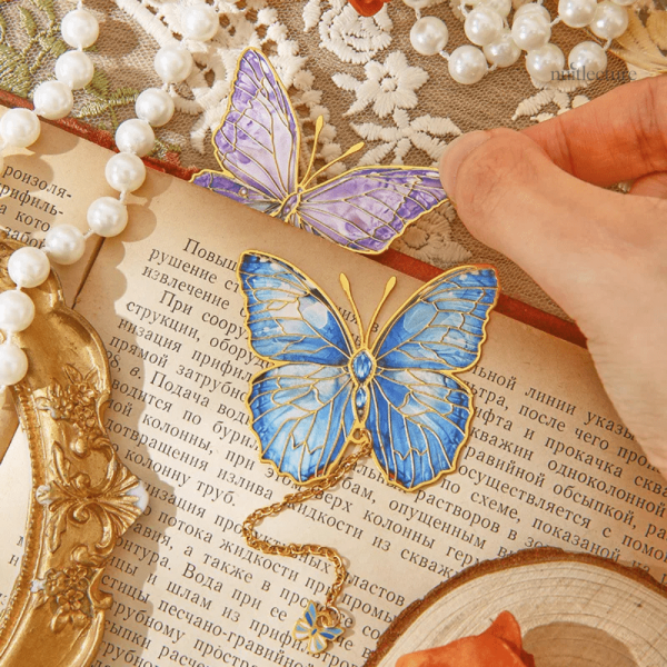 Pendentif papillon en métal