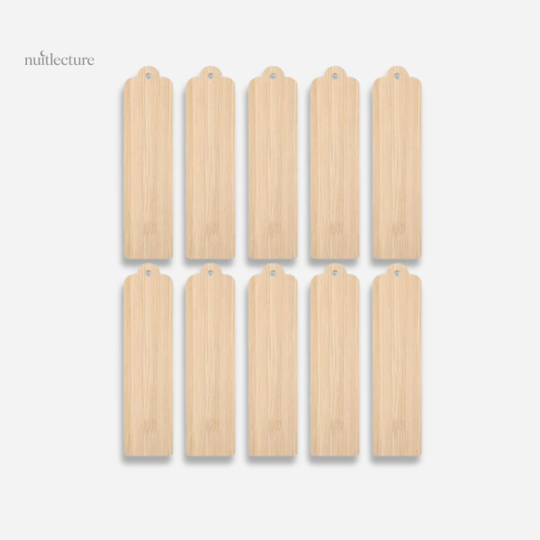 Marque-page en bois, essentiel pour les passionnés de livres