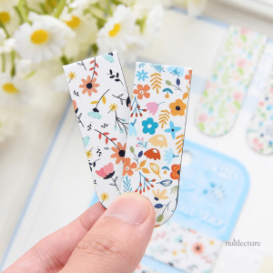 Marque-page magnétique floral dans un style Kawaii