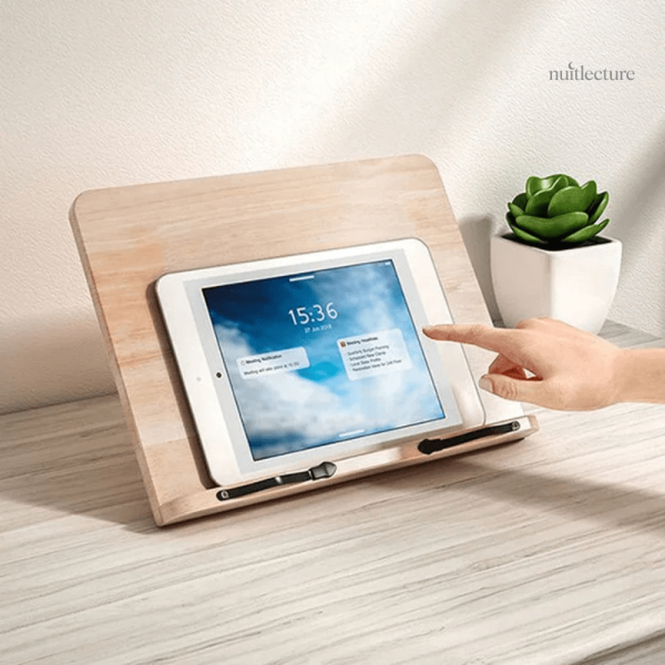 Porte livre décoratif en bois