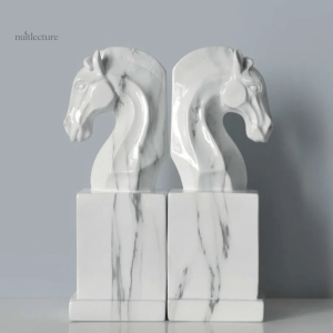 Serre-livre en 3D représentant des chevaux stylisés