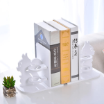 Serre-livre en bois avec porte-stylos élégant