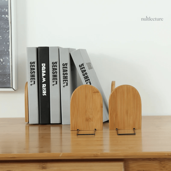 Serre-livre en bois de bambou pour un rangement élégant