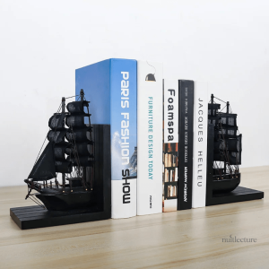 Serre-livre en bois design voilier, accessoire déco utile