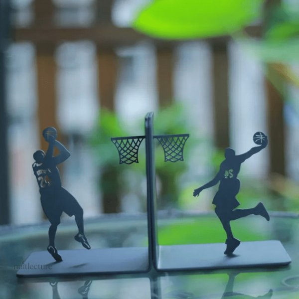Serre-livre sportif en métal pour passionnés de basketball