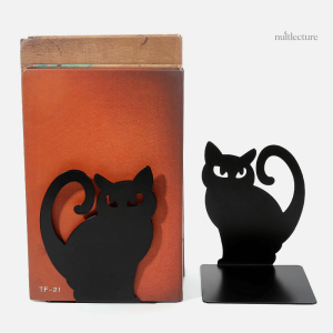Accessoire de rangement métal pour livres avec des chats