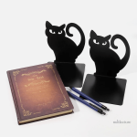 Serre-livre illustré de félins noirs pour étagères