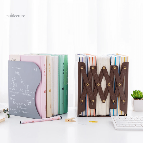 Serre-livre stylisé en métal, inspiration mathématique