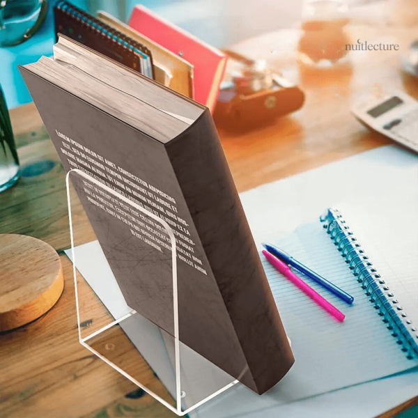 Élément design : serre-livre stylé et fonctionnel