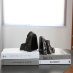Rochers en résine, accessoire pratique pour organisateurs